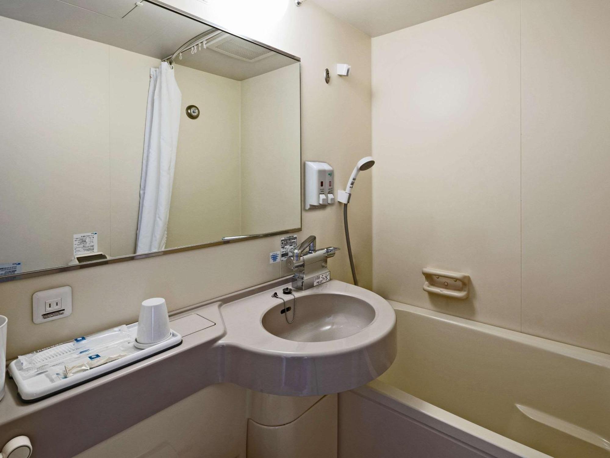 Comfort Yokohama Kannai 3*